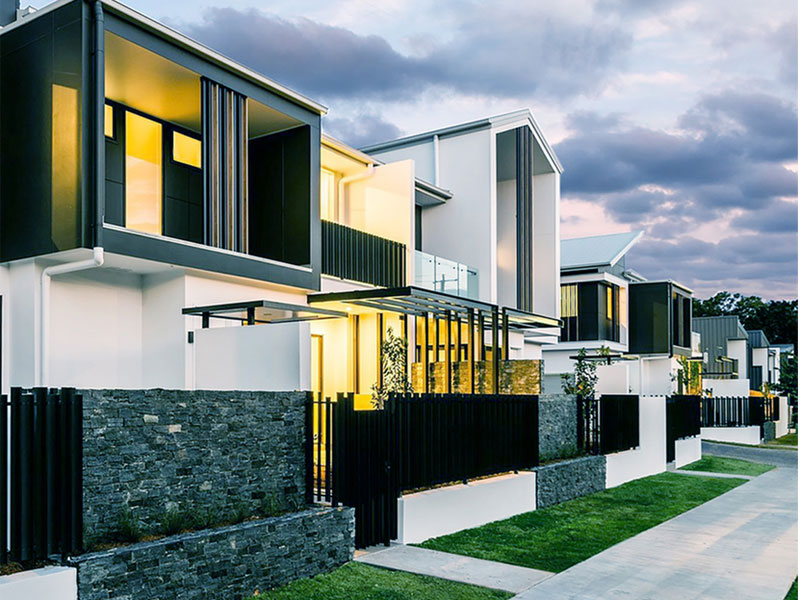 漢良輕鋼別墅技術(shù)升級：Q355B鋼材加持，結(jié)構(gòu)更穩(wěn)固(圖1)